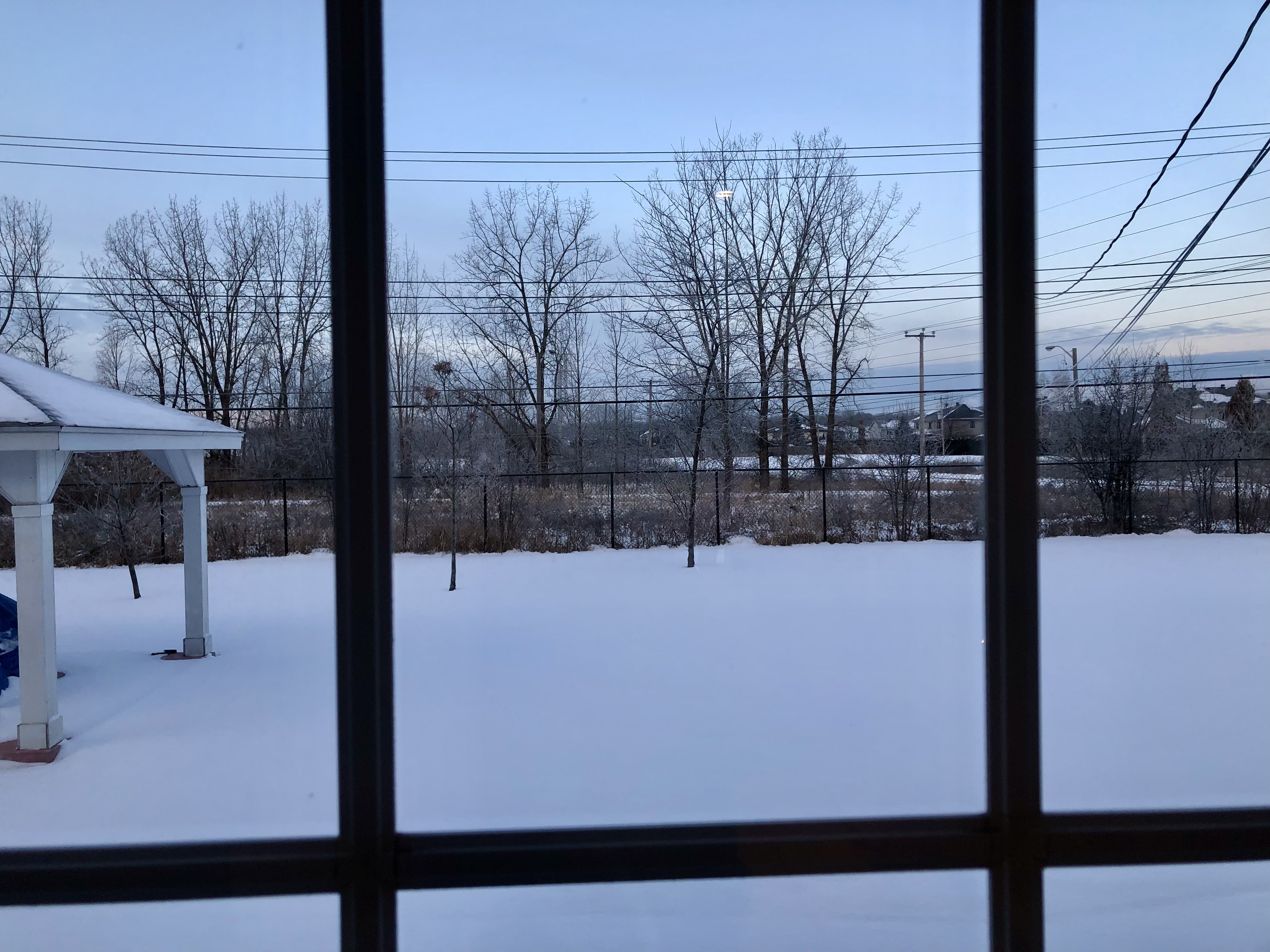 5F1B79DC-0670-4CF5-A248-2A3865260379