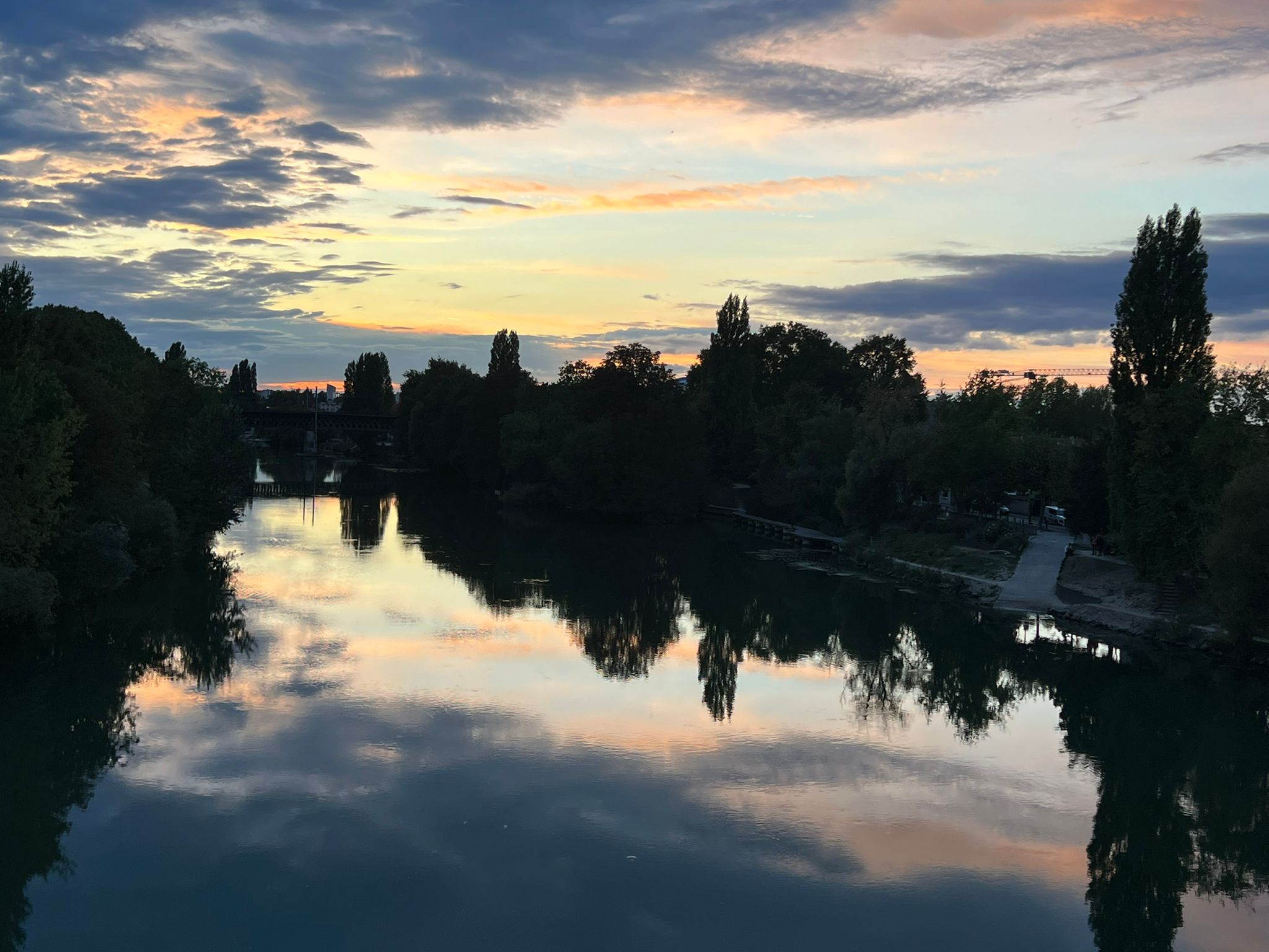 ED0C6D93-9F0E-452A-97A4-931B09AC97C8